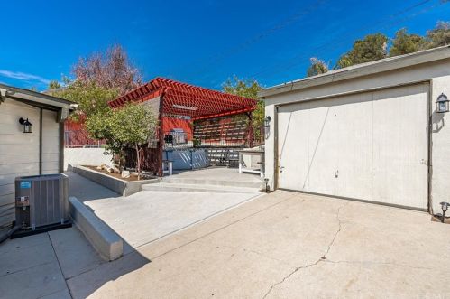 282 Hill St, Lake Elsinore CA  92530-3926 exterior