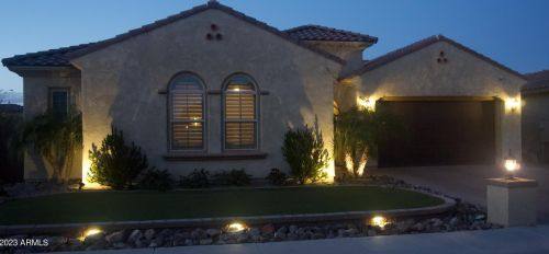 3248 Nightingale Ln, Gilbert, AZ 85298-0710