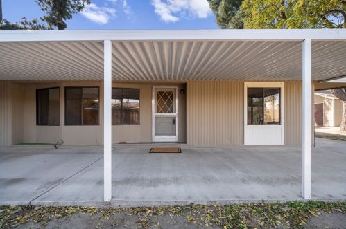 32861 Brechtel St, Lake Elsinore CA  92530-0420 exterior