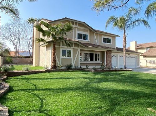 1046 Teakwood Ave, Rialto, CA 92376-8720