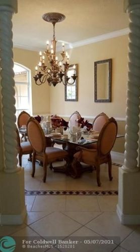 6910 Royal Palm Beach Blvd, West Palm Beach FL  33412-1860 exterior