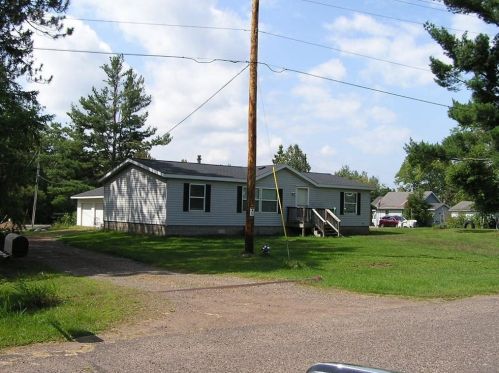 1006 8th St, Ladysmith, WI 54848-2359