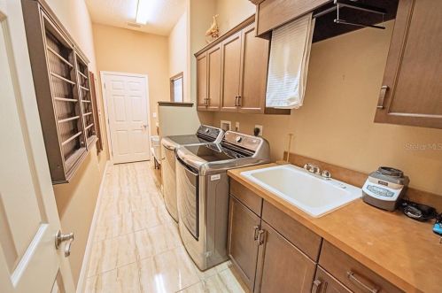 10011 Milano Dr, New Port Richey FL  34655-4669 exterior