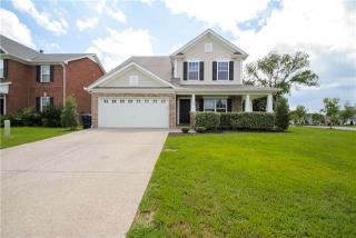 1320 Creekside Dr, Nolensville, TN 37135-9811