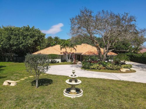 5659 Whirlaway Rd, West Palm Beach, FL 33418-7736