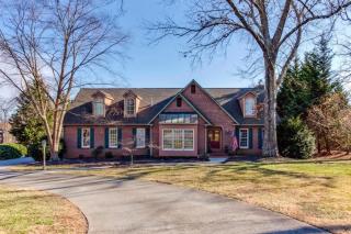 7210 Sheffield Dr, Knoxville, TN 37909-2413