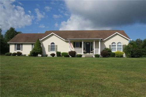 3711 Stone Quarry Rd, Waterford, PA 16441-9327