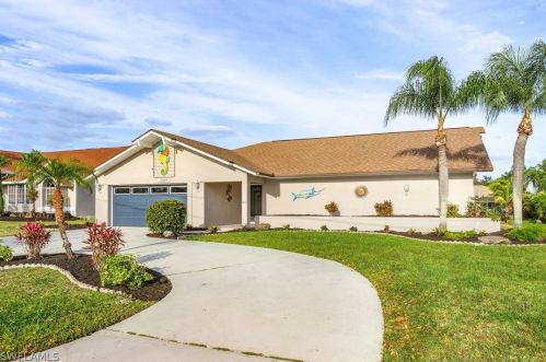 4809 13th Ave, Cape Coral, FL 33914-6902