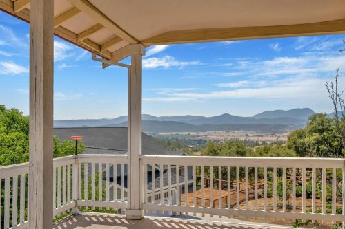 19528 Stonegate Rd, Middletown, CA 95467-8801