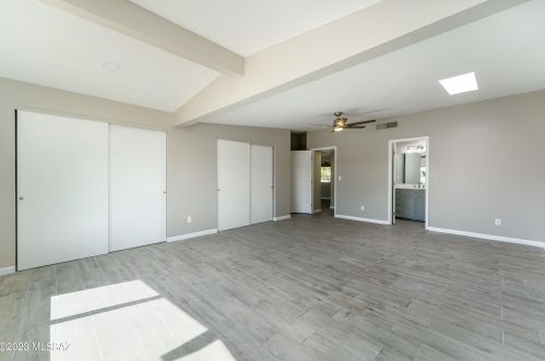 8801 Shiloh Pl, Tucson AZ  85710-2912 exterior
