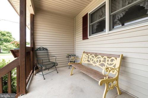 6 Pendleton Dr, Berlin Boro NJ  08009-9672 exterior