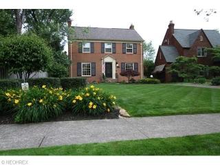 17323 Daleview Dr, Cleveland OH  44107-5310 exterior