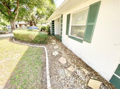 405 Bascom Ct, Polk City FL  33868-9303 exterior