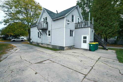 1262 Lawe St, Green Bay WI  54301-3425 exterior