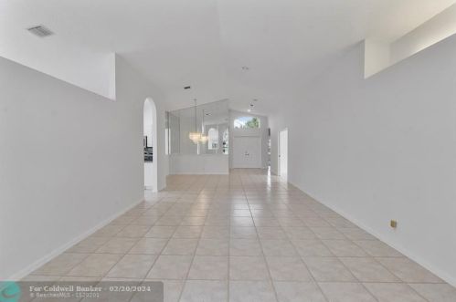 12643 Coral Lakes Dr, Boynton Beach, FL 33437-4193