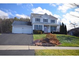 42 Hanon Dr, Saint George, VT 05495-8922
