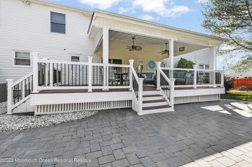 119 Heritage Dr, East Freehold NJ 07728-3185 exterior