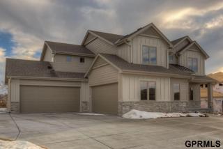 20077 Gertrude St, Gretna, NE 68028-7001