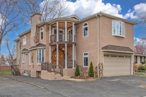 30 Shore Rd, Parsippany NJ  07834-1559 exterior