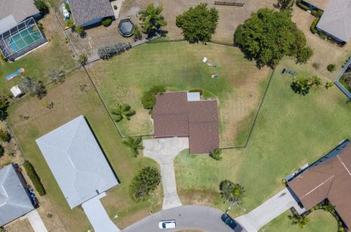 1002 23rd Ter, Cape Coral, FL 33909-4449