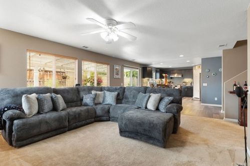 45008 Starina St, Lake Elsinore CA  92532-1515 exterior