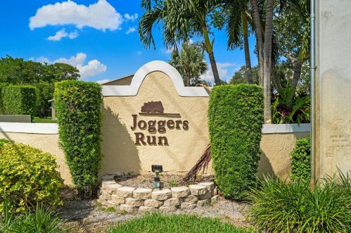 2605 Maplewood Dr, West Palm Beach, FL 33415-1489