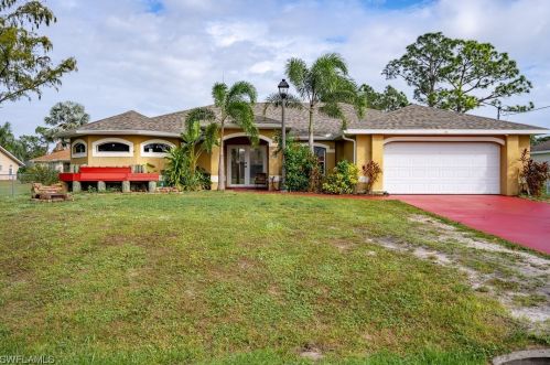 824 Anson Ave, Lehigh Acres, FL 33971-6515