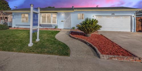 6804 Church St, Gilroy, CA 95020-6510