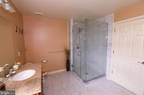 42 Putter Ln, Pottstown PA  19464-7801 exterior