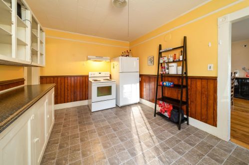 26 Albin St, Concord NH  03301-4536 exterior