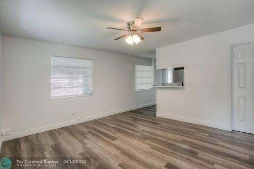 6221 35th St, Hollywood FL  33023-5013 exterior