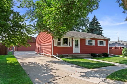 9133 Boys Dr, Sturtevant, WI 53177-2733