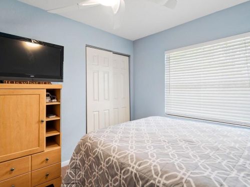 218 Bermuda Rd, Marco Island FL  34145-3969 exterior