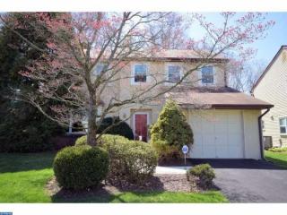 13 Heather Ln, Horsham, PA 19044-1821