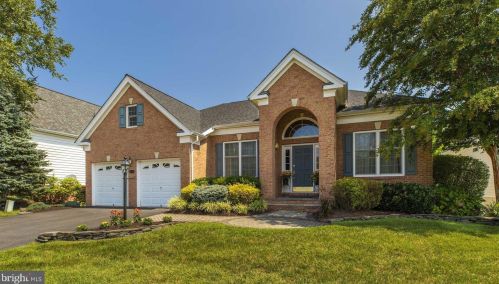 15683 Alderbrook Dr, Haymarket, VA 20169-6131