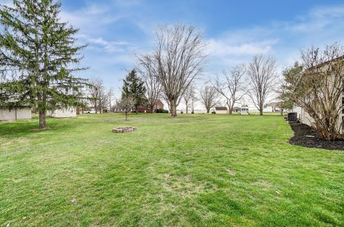 5174 Washington Waterloo Rd, Washington Ch OH  43160-8719 exterior