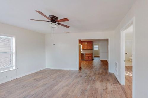 218 Poindexter Ave, Cleburne TX  76033-4422 exterior