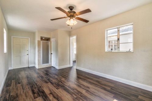 3210 11th Ave, Saint Petersburg FL  33713-5404 exterior