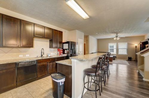 2310 Emerald Ln, Texas City TX  exterior