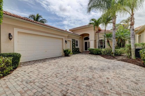 128 Esperanza Way, West Palm Beach, FL 33418-6206