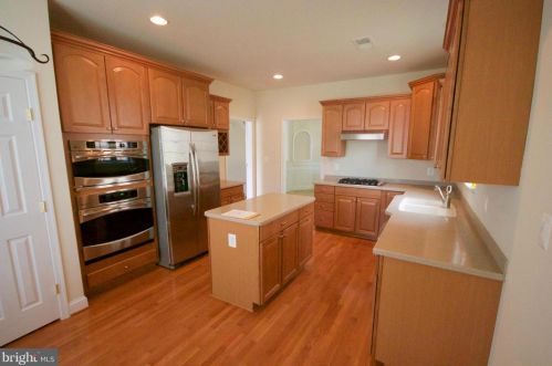 13505 Open Valley Way, Gainesville, VA 20155-6694