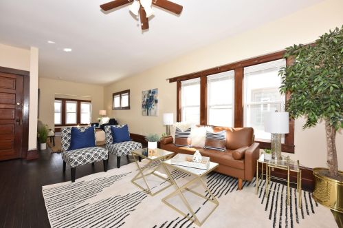 2735 Delaware Ave, Milwaukee, WI 53207-2303