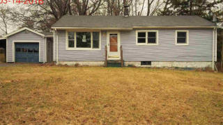 6 Horseshoe Rd, Millbrook, NY 12545-6026