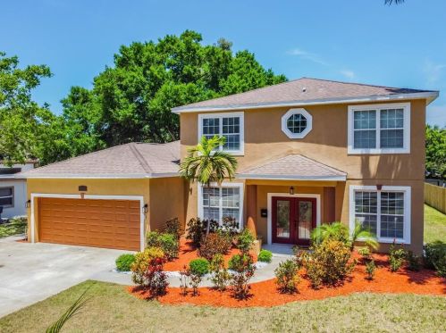 2415 Granada Cir, Saint Petersburg, FL 33712-3917