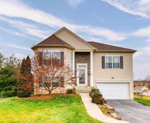 1195 Cornwallis Dr, Easton, PA 18040-8083