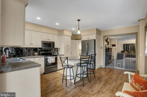 609 Pottsville St, Lykens PA  17048-1630 exterior