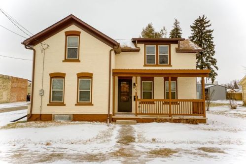 700 Market St, Watertown, WI 53094-4752