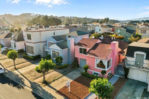 250 Mayfair Ave, Daly City, CA 94015-1059