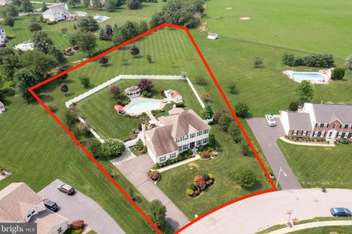 16 Livingston Ln, Lumberton Township NJ  08048-6210 exterior