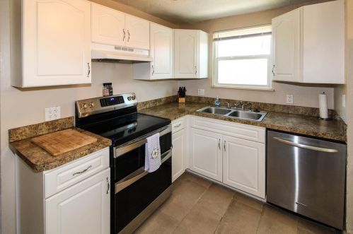2828 41st Ave, Saint Petersburg FL  33714-4546 exterior